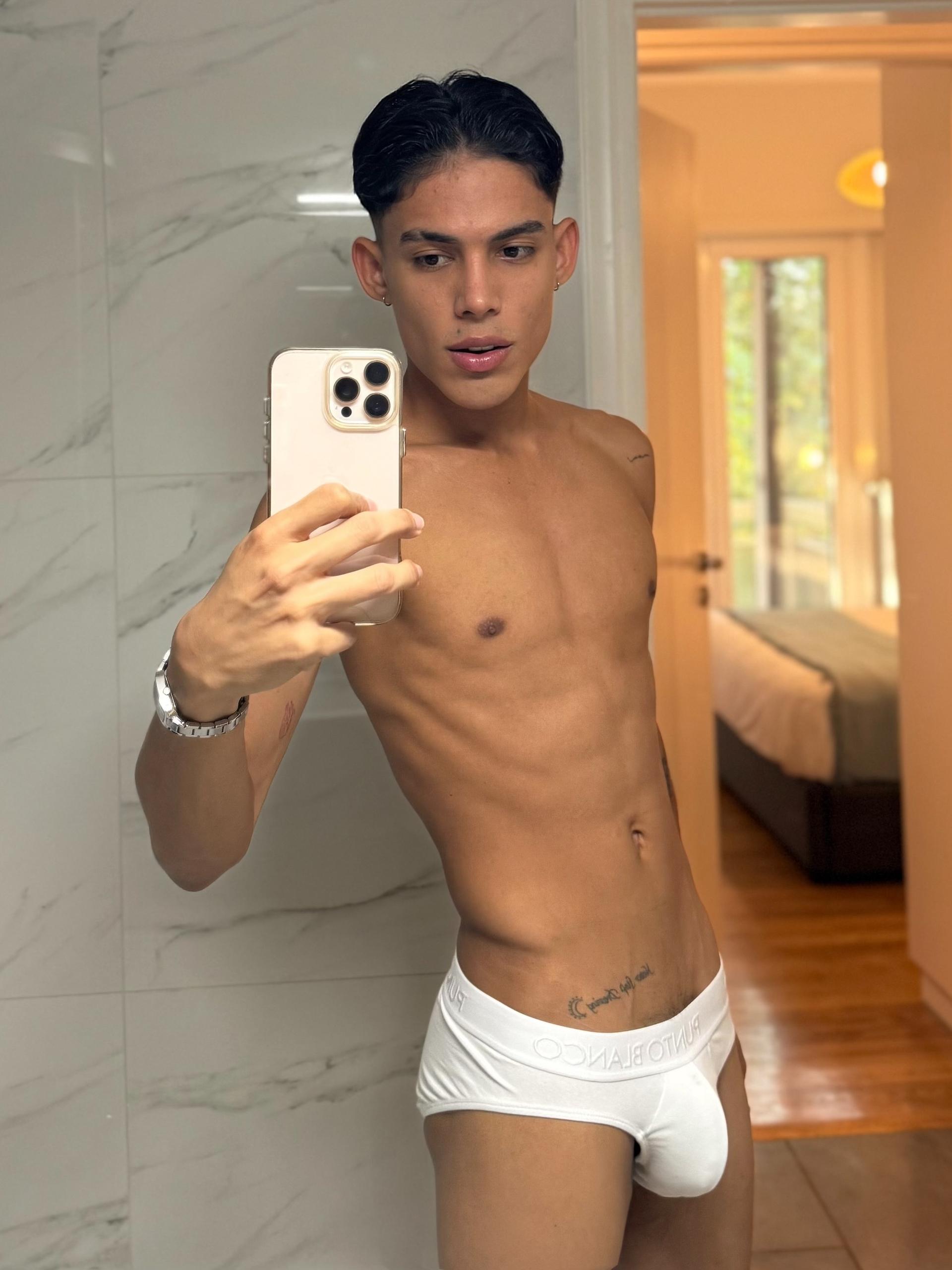 Latín Boy - escort photo 27 in Dubai