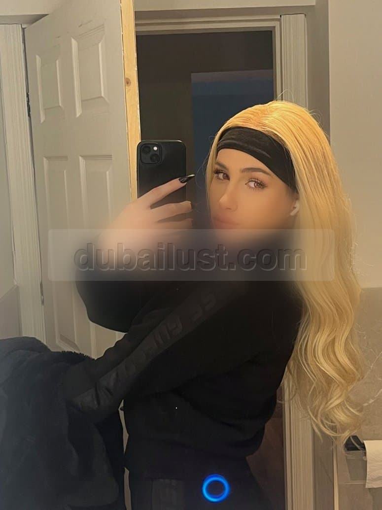 Kate Coquine - صورة مرافقة 91 في Dubai