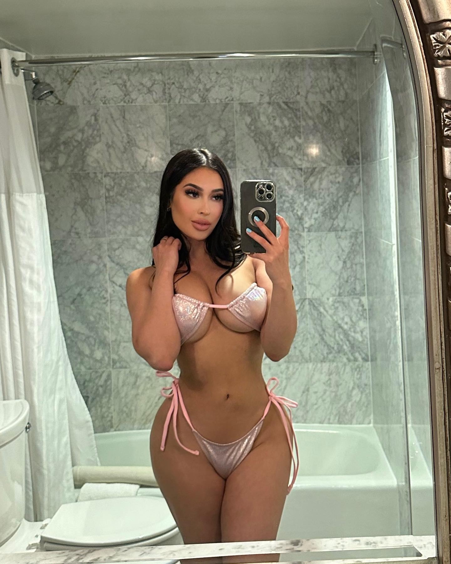 Explore Your Desires Escort Karina Business Bay - escort photo 4 in Dubai