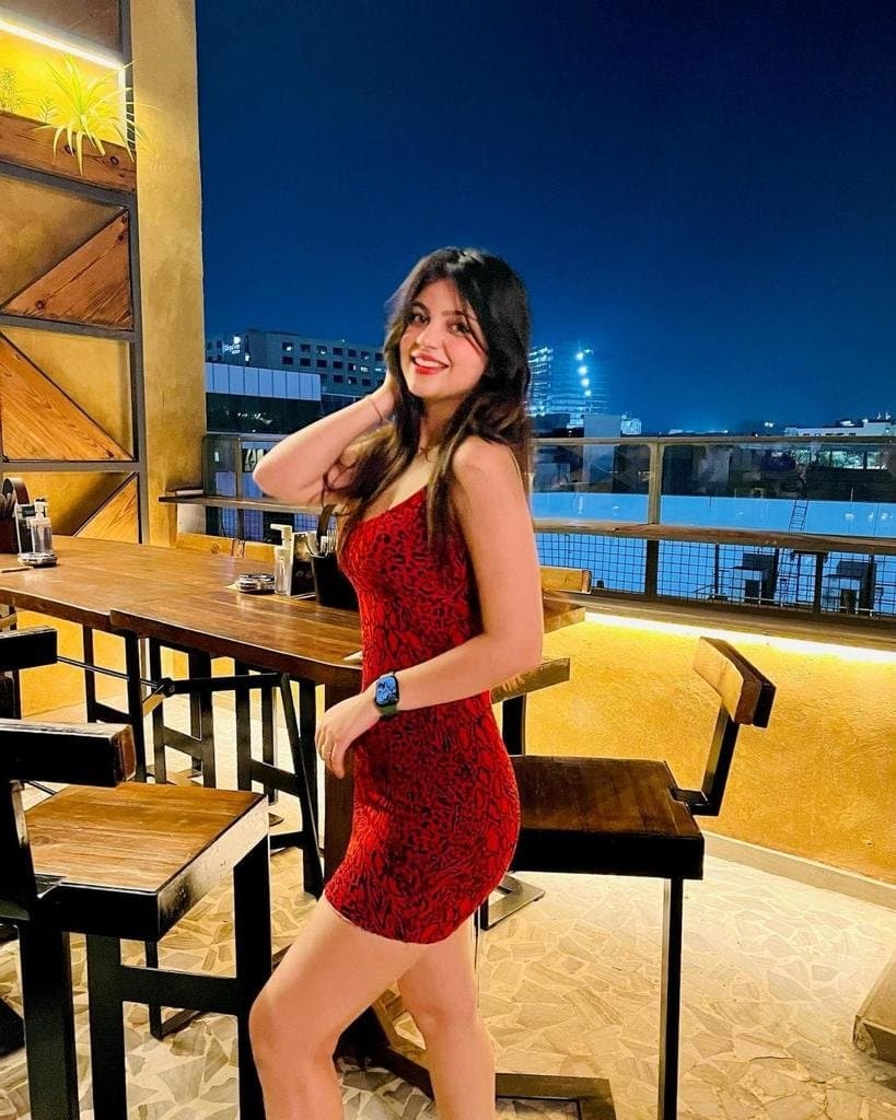 Asha - escort photo 4 in Dubai