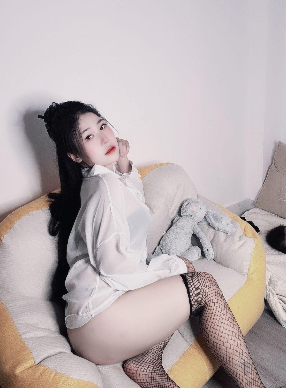 Hoahoa - escort photo 1 in Dubai