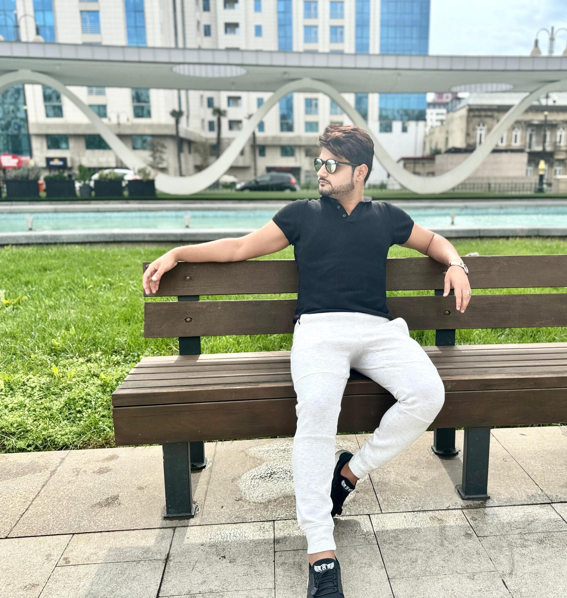 Ahmdyr - escort photo 5 in Dubai