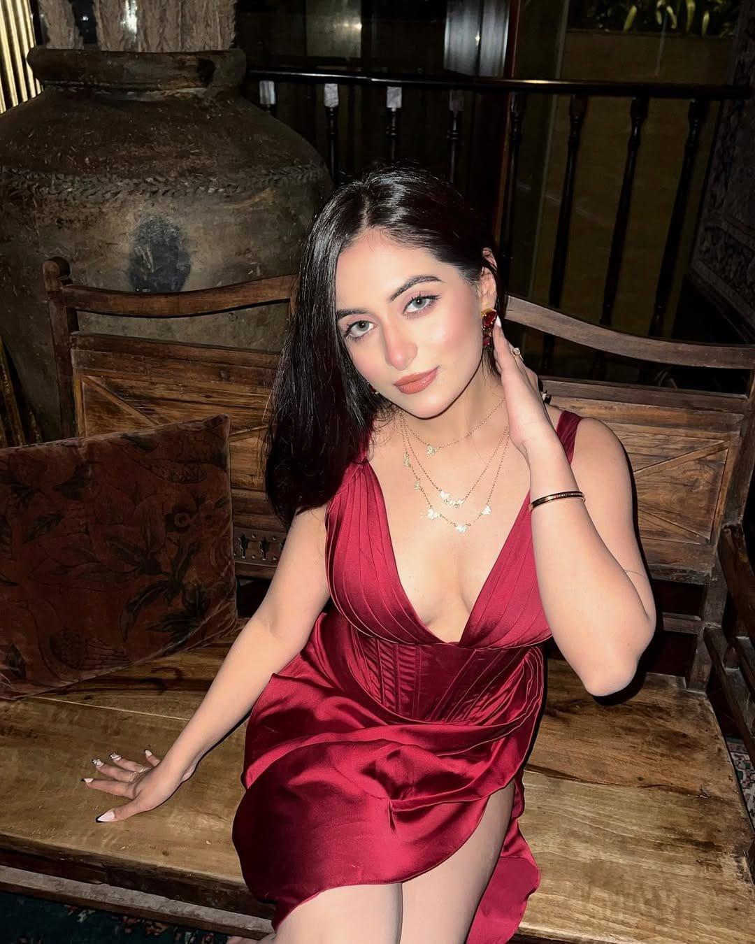 Prachi - escort photo 3 in Dubai