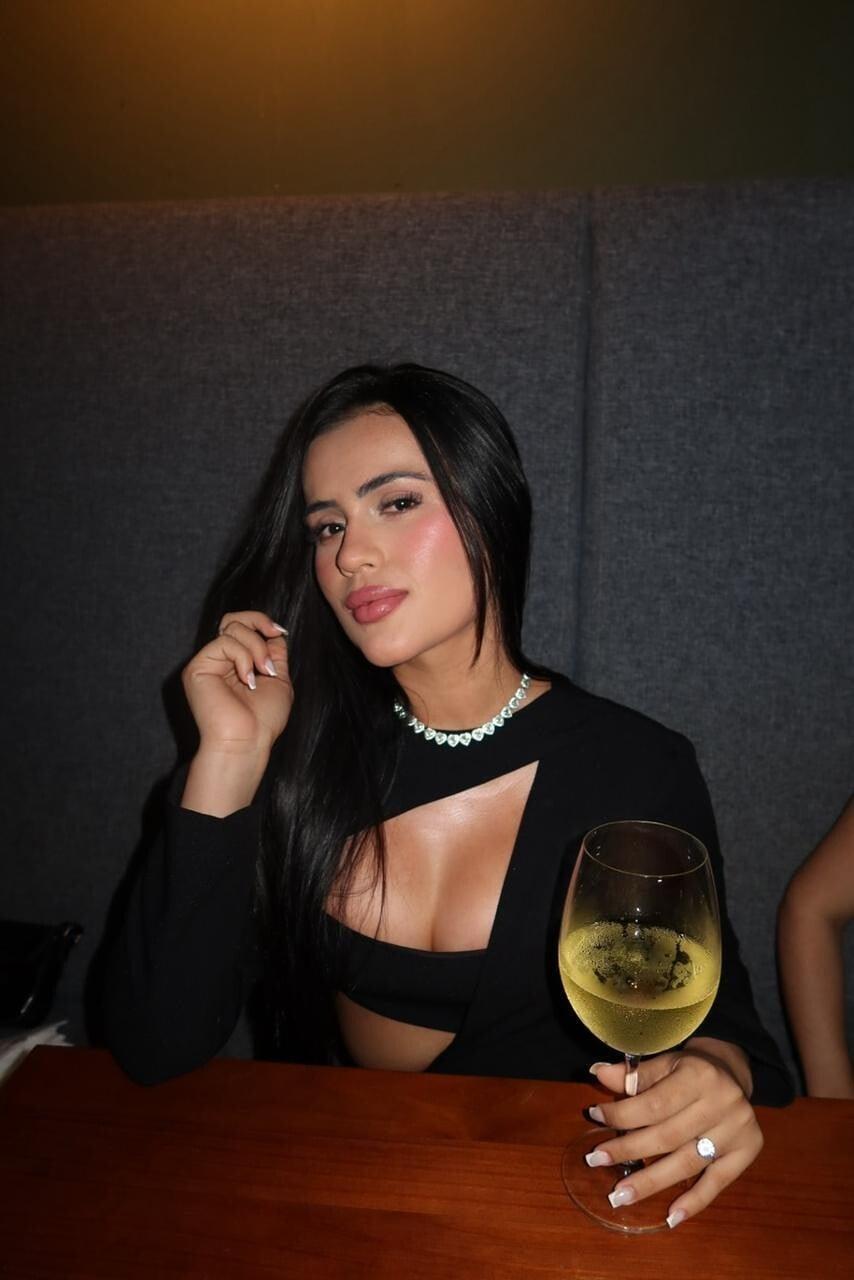 Zaina - фото эскорт 2 в Dubai