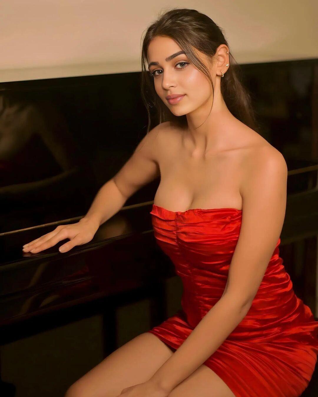 Sexy Meera - escort photo 12 in Dubai