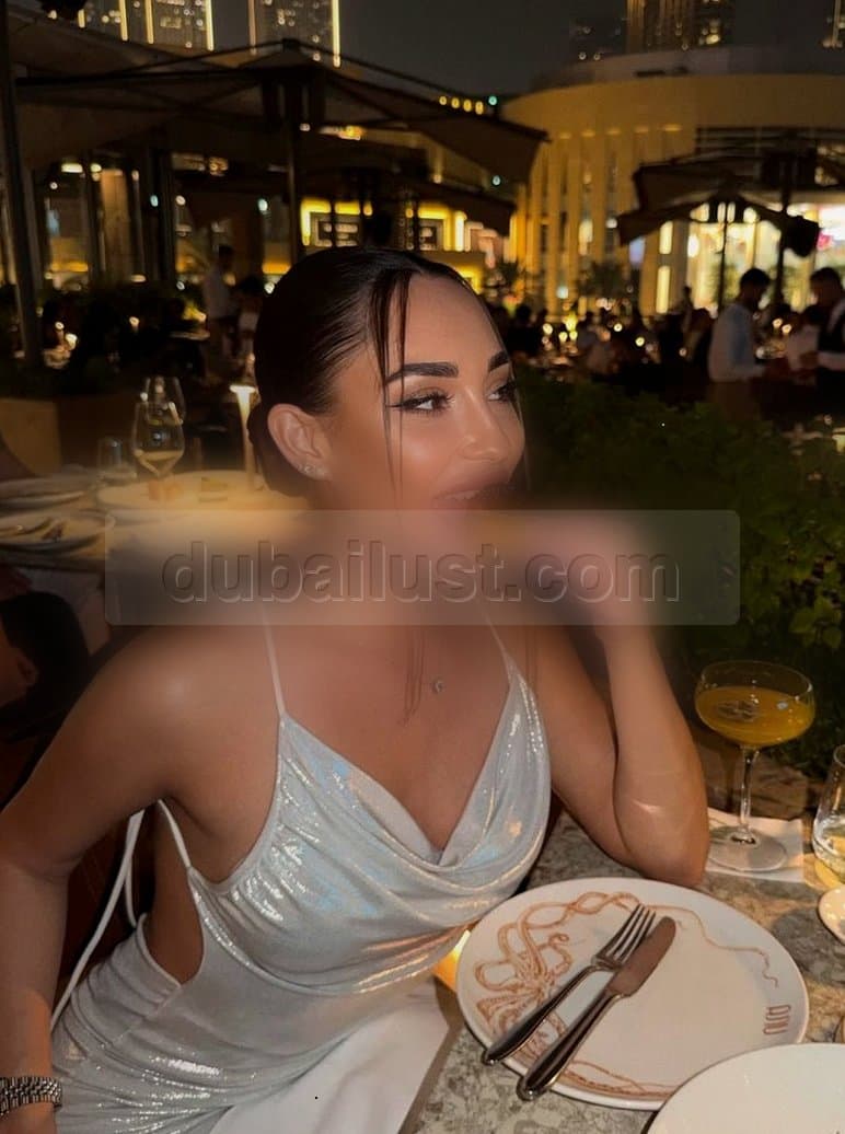 Mina Dee - صورة مرافقة 23 في Dubai