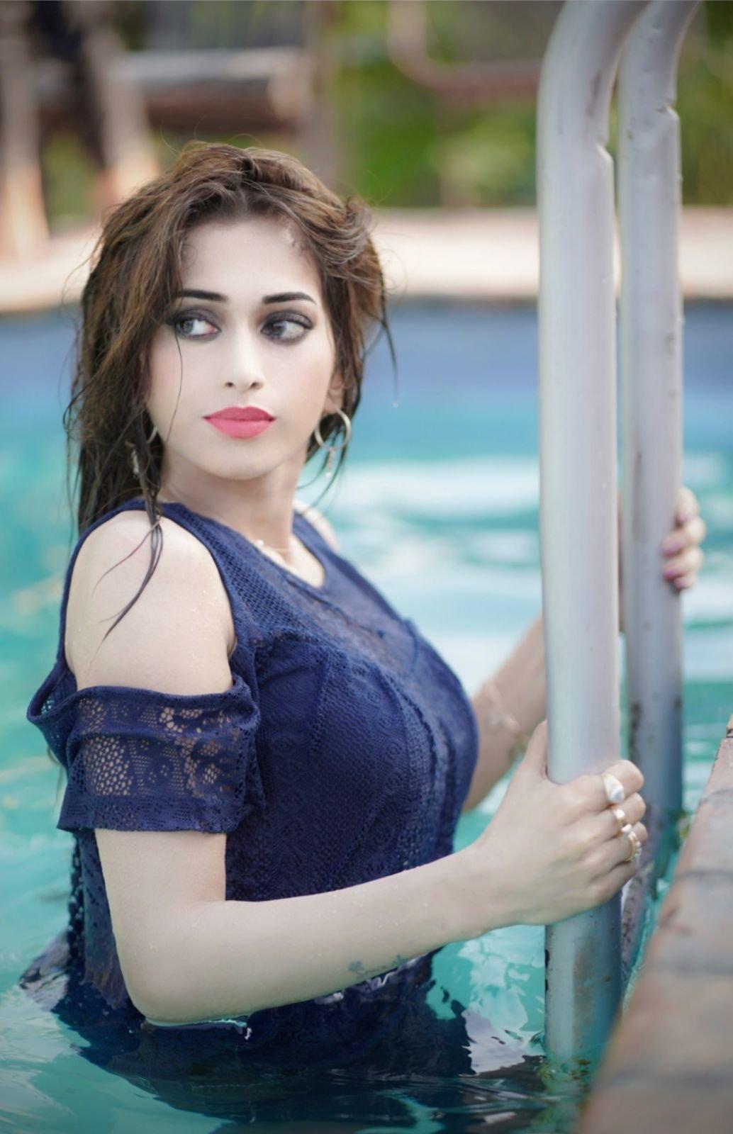 Diya Khanna - escort photo 8 in Dubai