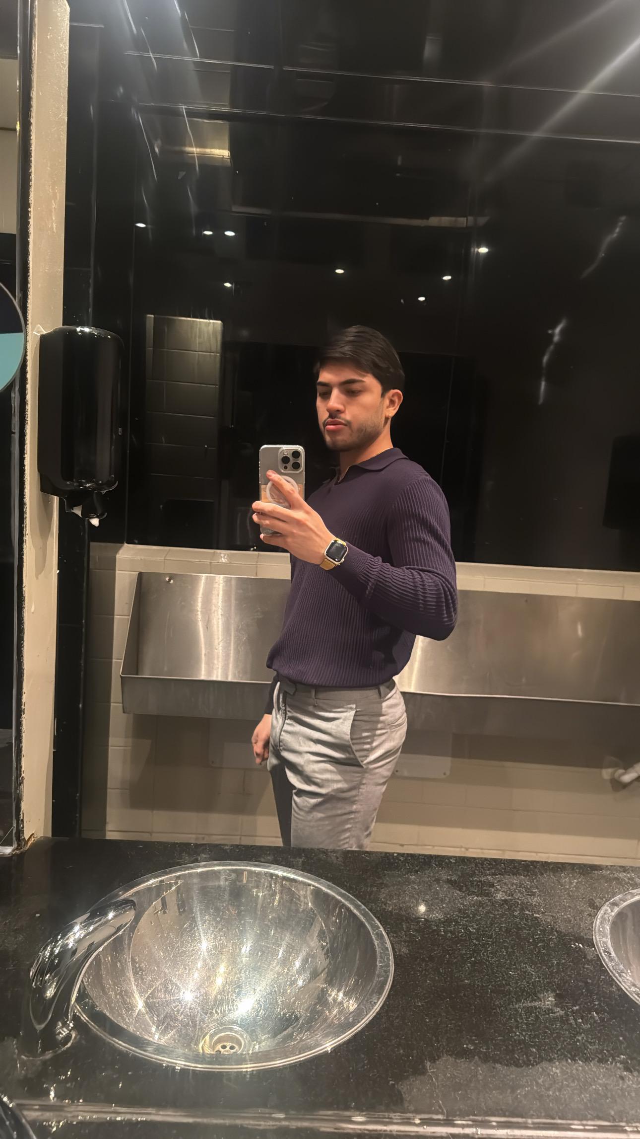 Juan - escort photo 17 in Dubai