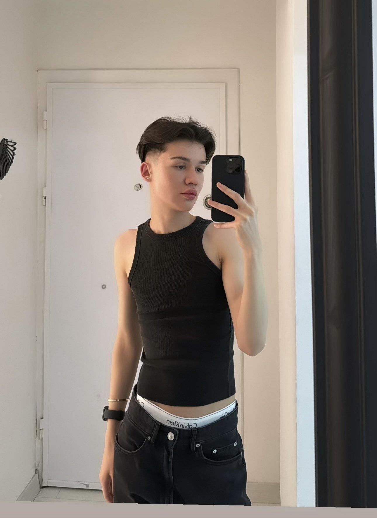 Mika Twink - escort photo 12 in Dubai