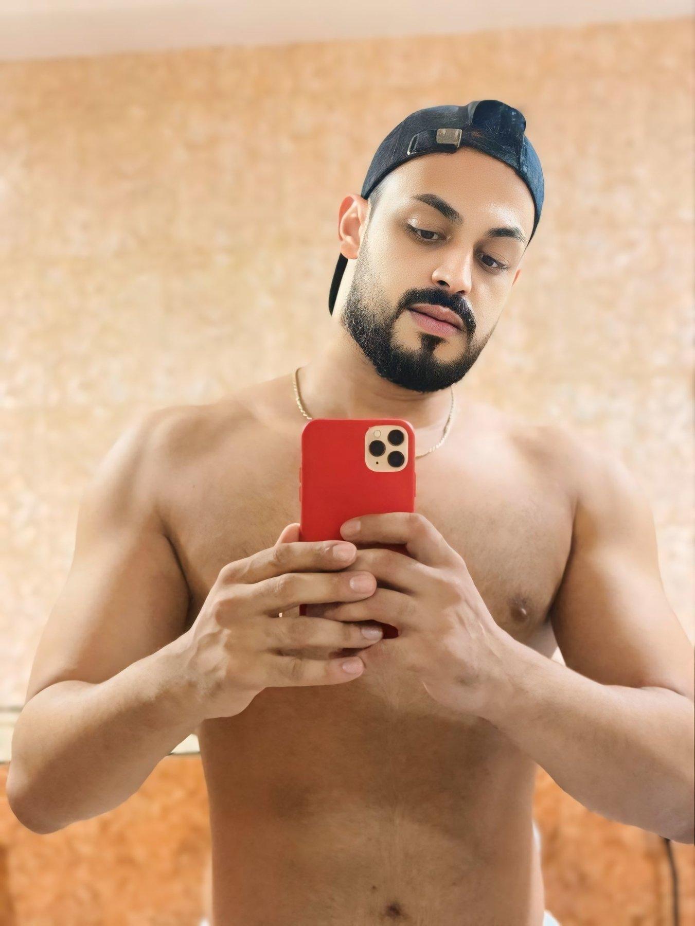 Alex - escort photo 3 in Dubai