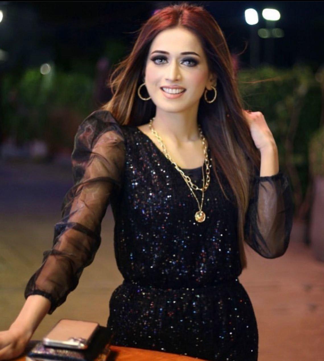 Diya Khanna - escort photo 7 in Dubai