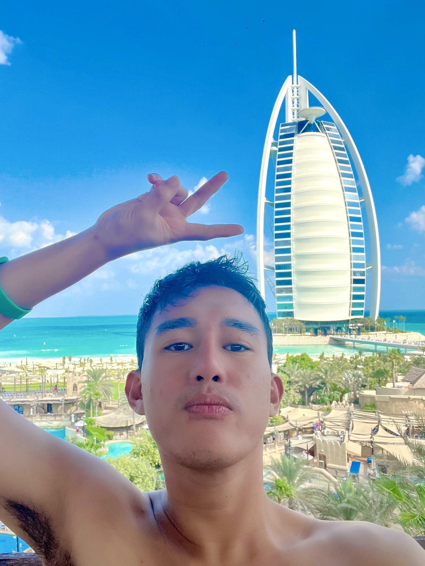 Kevin - фото эскорт 8 в Dubai