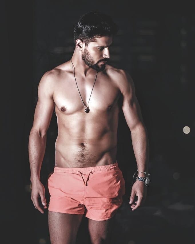 Adam for Couples - фото эскорт 11 в Dubai