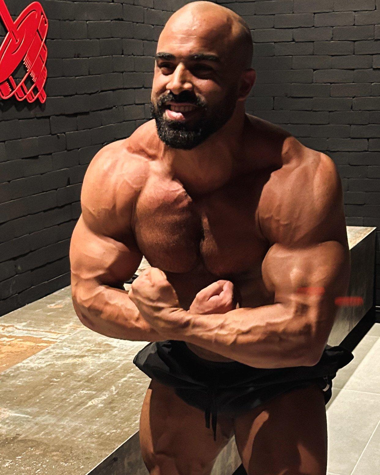 Bodybuilder - фото эскорт 6 в Dubai