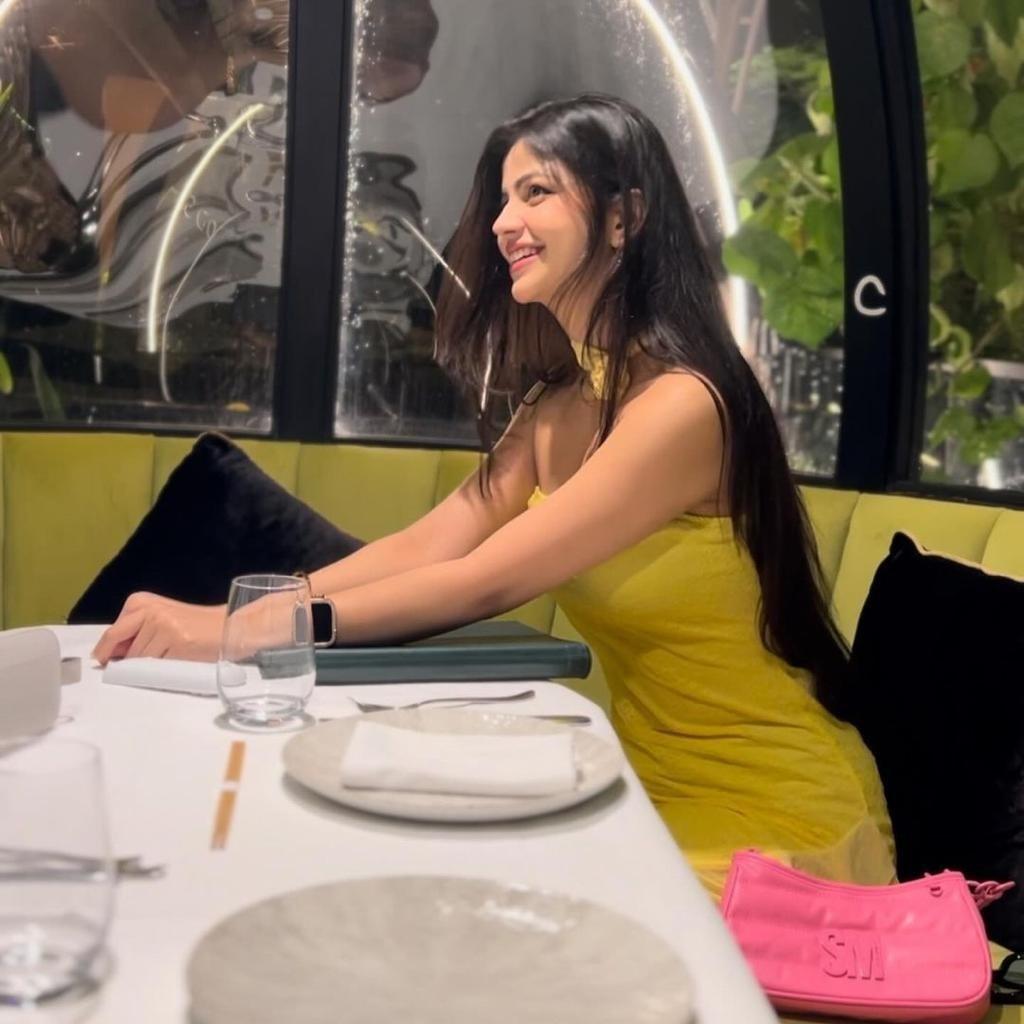 Asha - escort photo 8 in Dubai