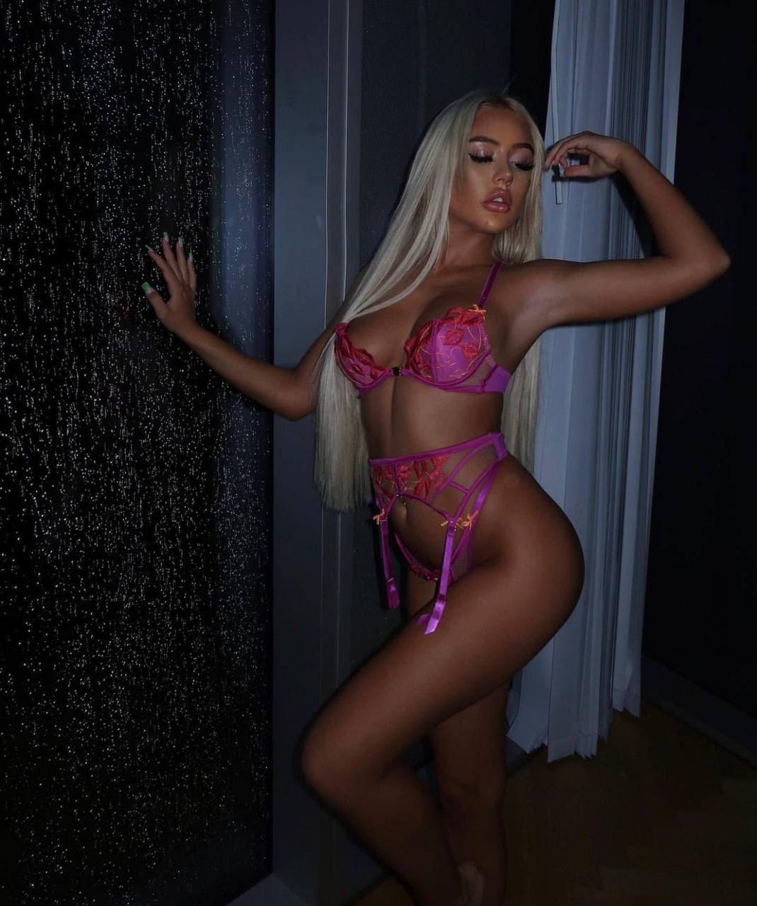Anka - escort photo 2 in Dubai