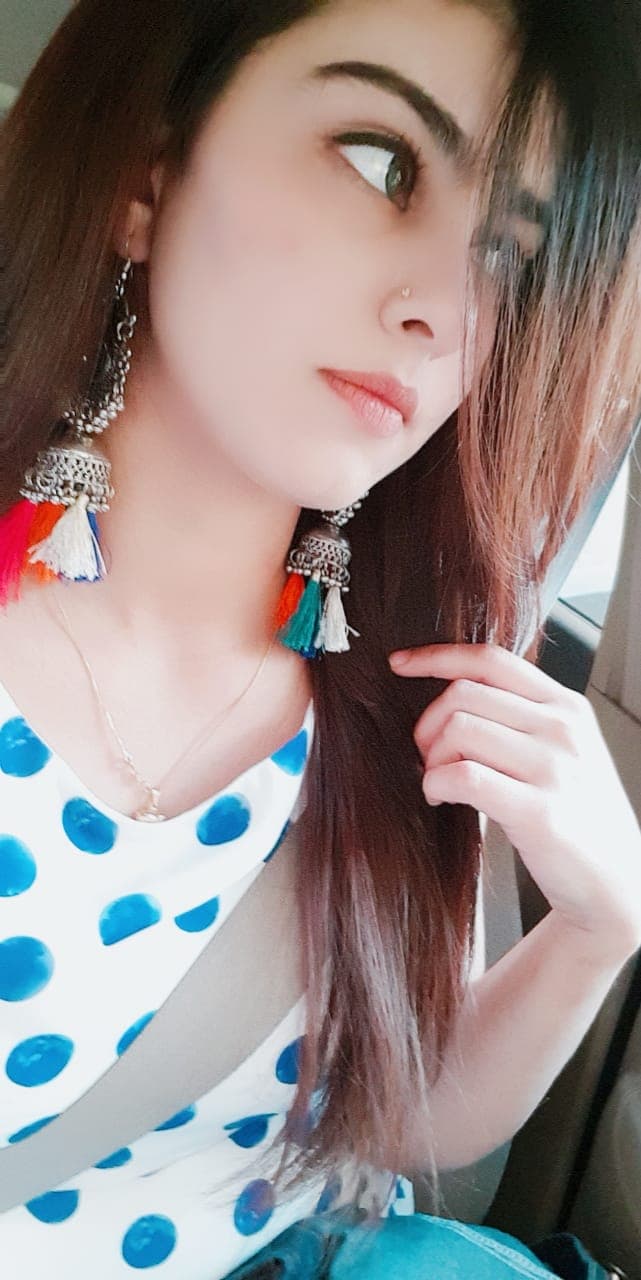 Amina - escort photo 6 in Dubai