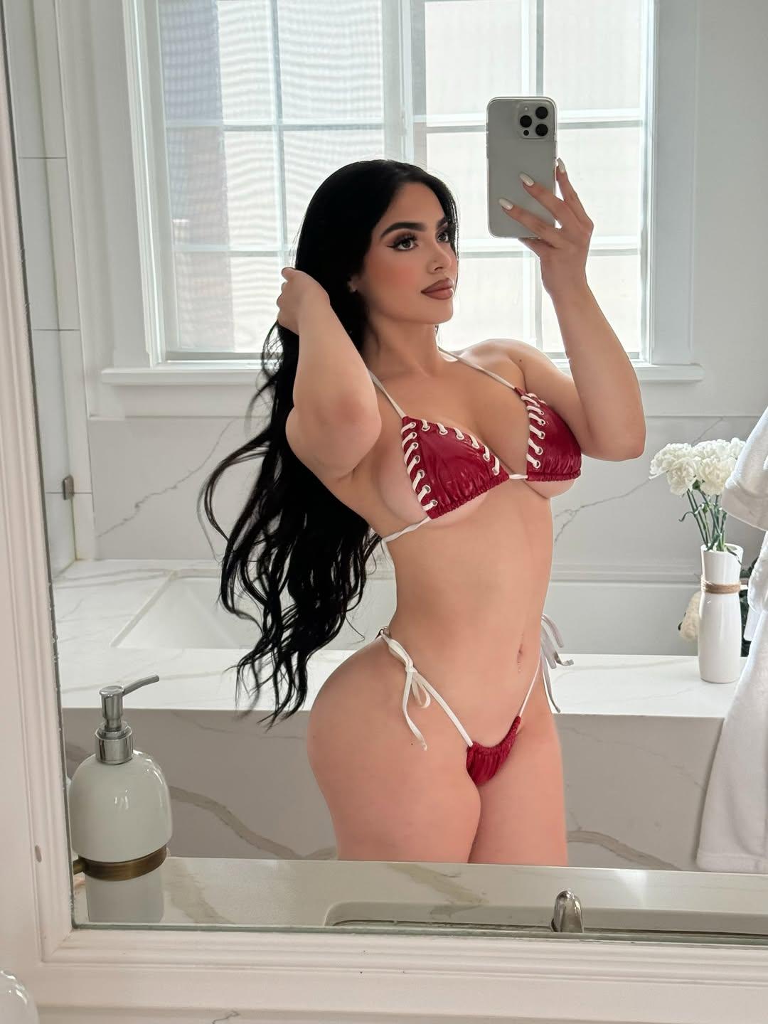 Julia - escort photo 6 in Dubai